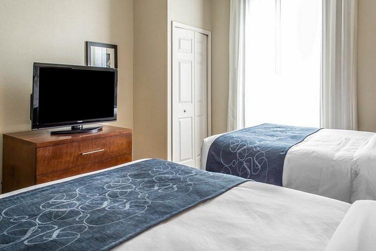 וודברידג' Comfort Suites Near Potomac Mills מראה חיצוני תמונה