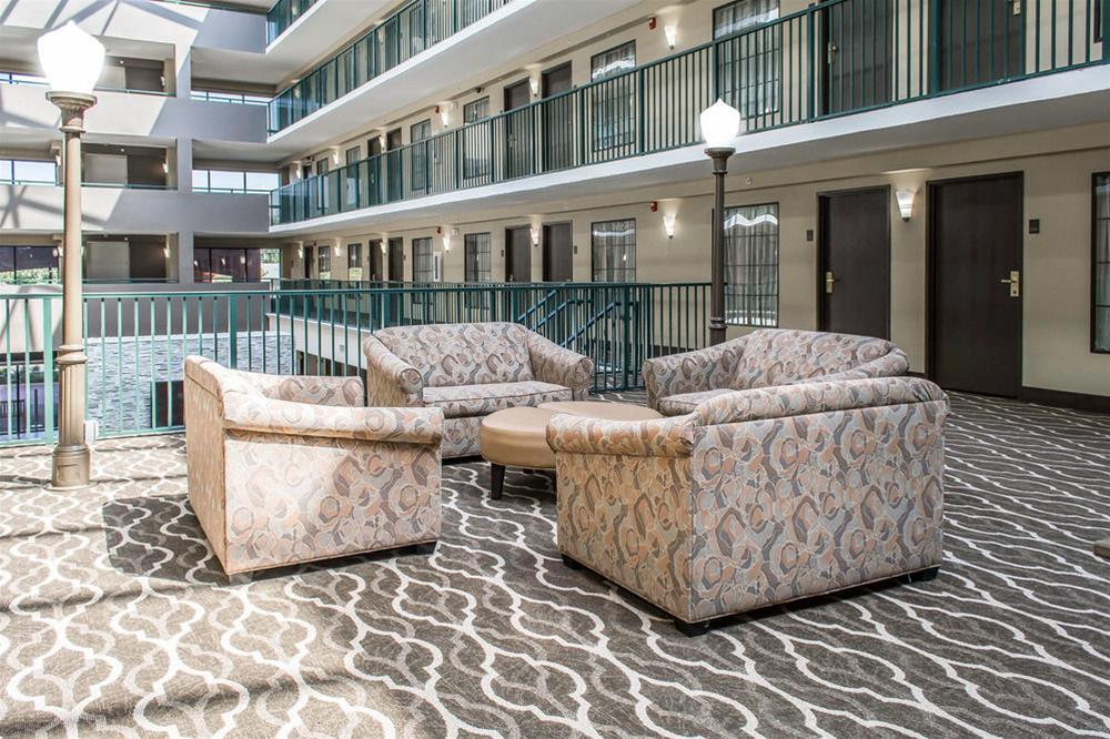וודברידג' Comfort Suites Near Potomac Mills מראה חיצוני תמונה