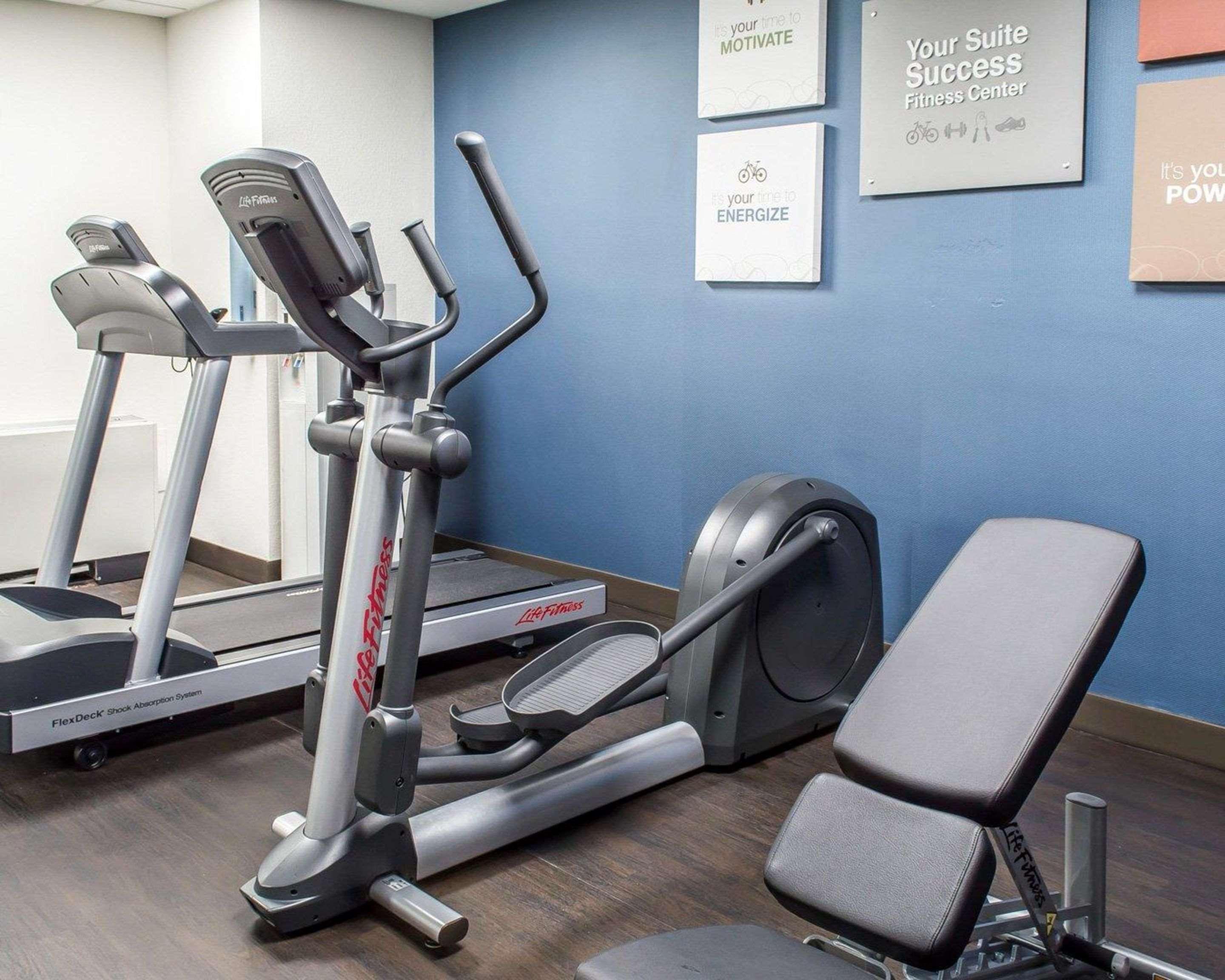 וודברידג' Comfort Suites Near Potomac Mills מראה חיצוני תמונה