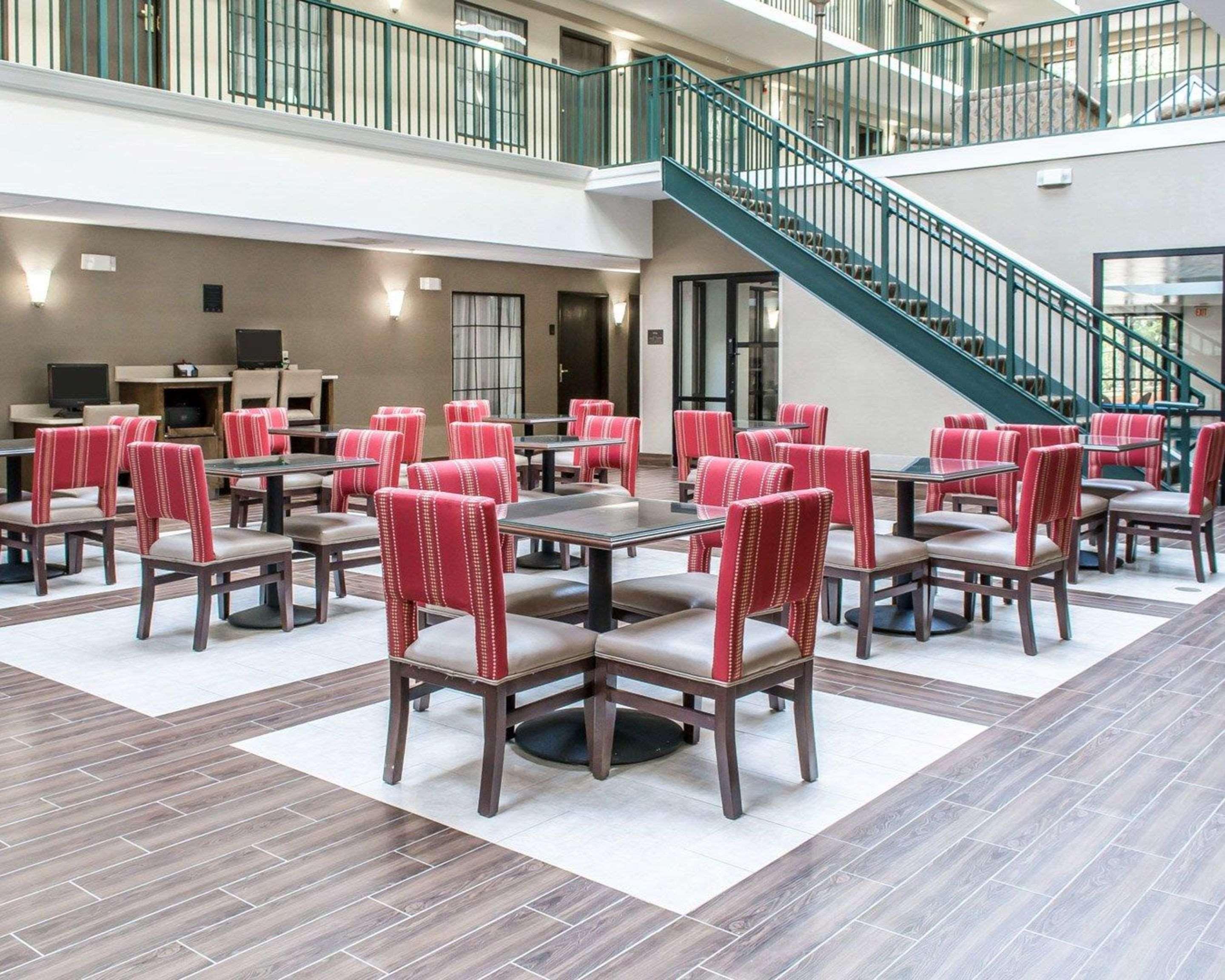 וודברידג' Comfort Suites Near Potomac Mills מראה חיצוני תמונה