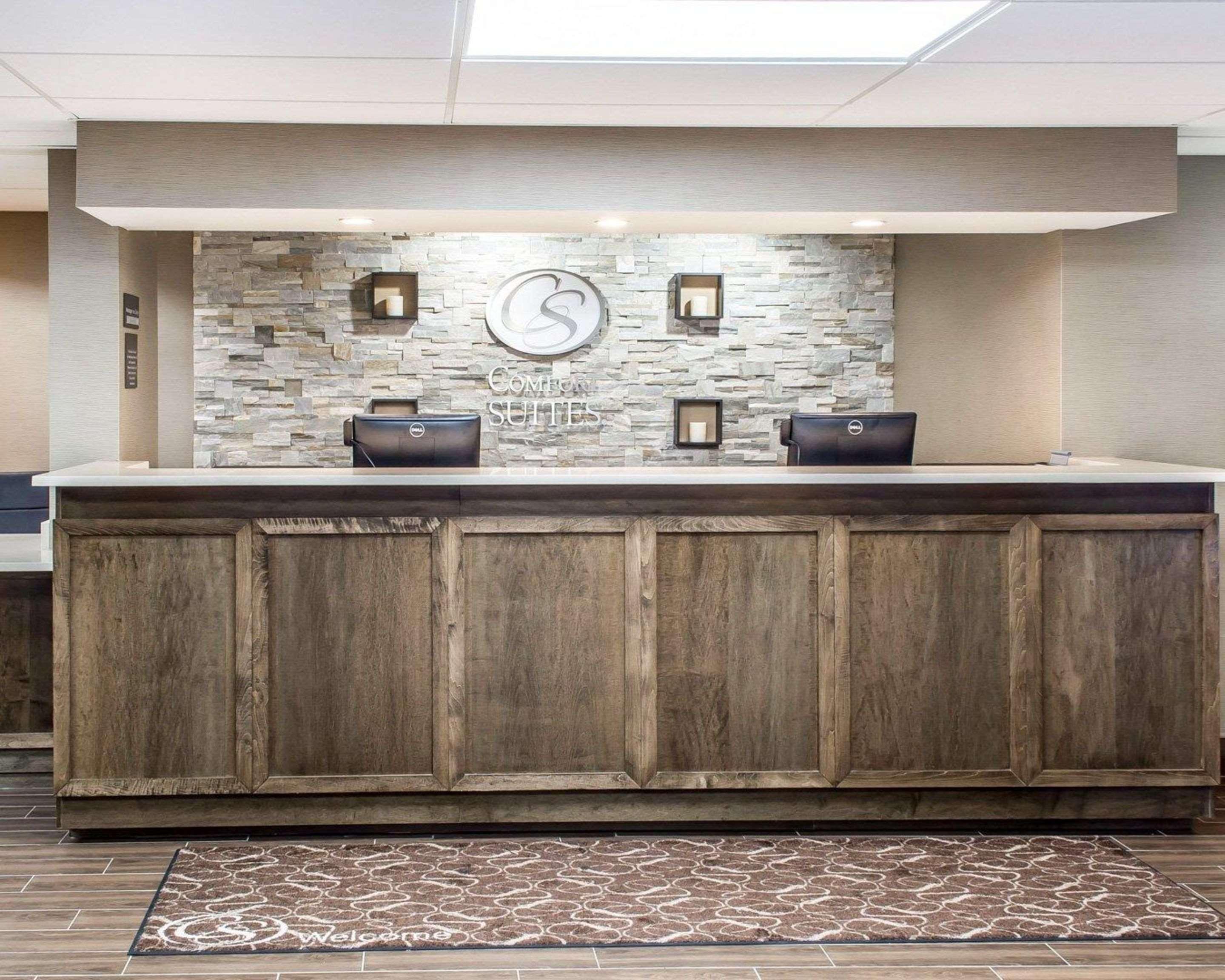 וודברידג' Comfort Suites Near Potomac Mills מראה חיצוני תמונה
