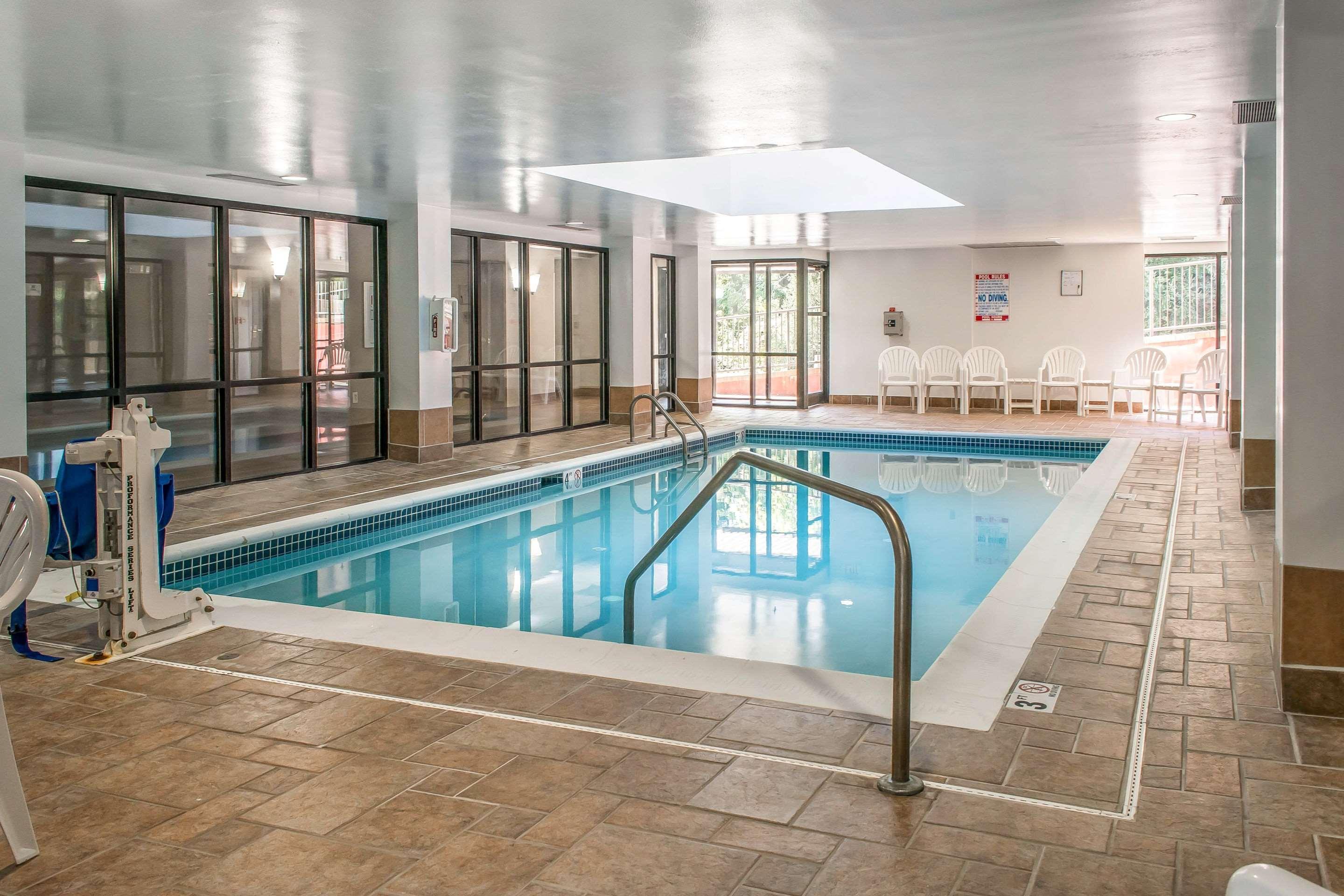 וודברידג' Comfort Suites Near Potomac Mills מראה חיצוני תמונה