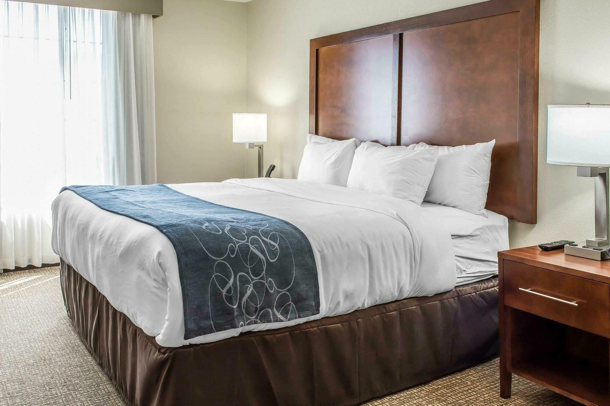 וודברידג' Comfort Suites Near Potomac Mills מראה חיצוני תמונה