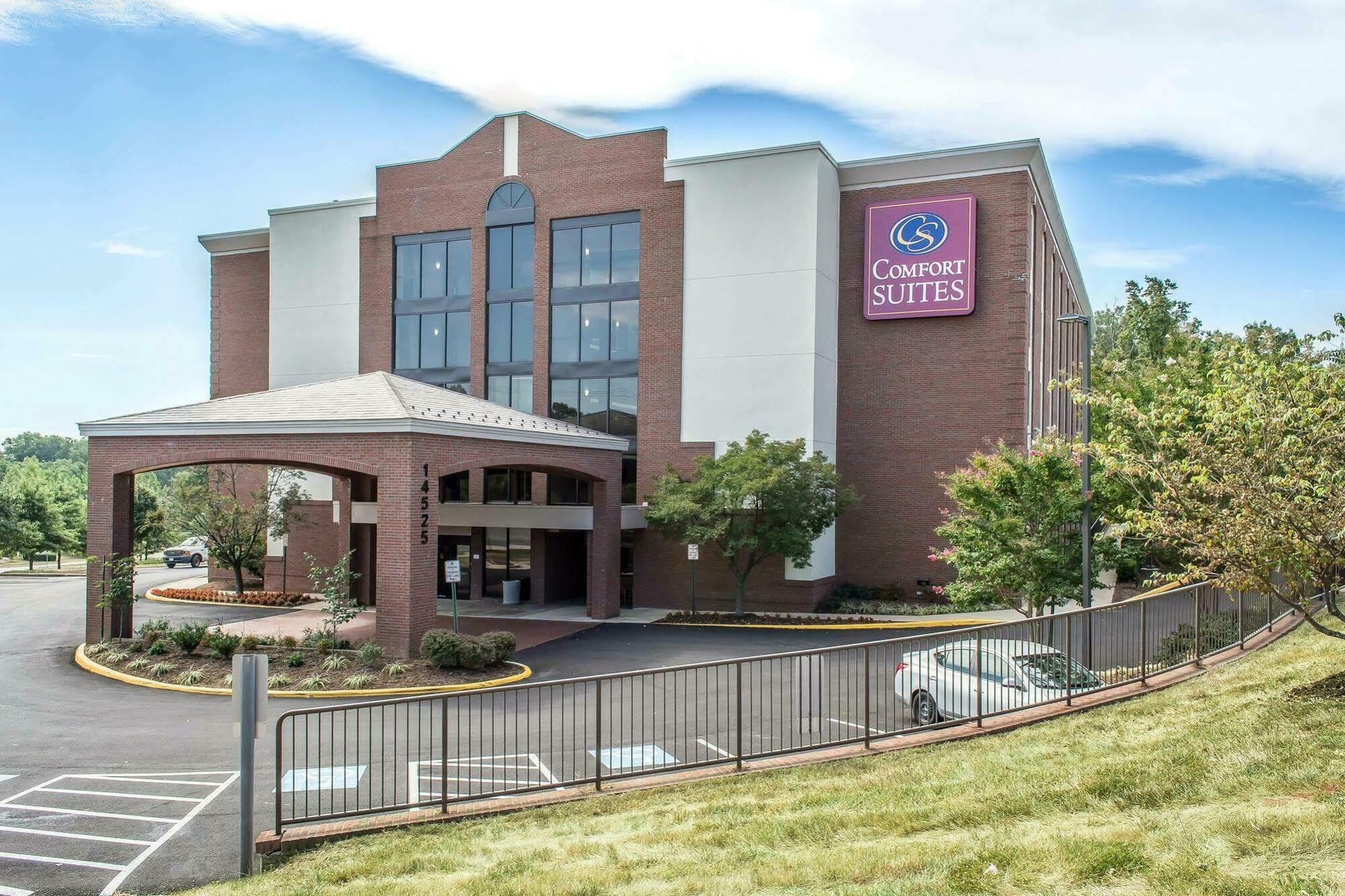 וודברידג' Comfort Suites Near Potomac Mills מראה חיצוני תמונה